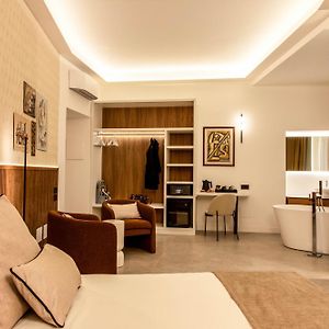 Mamalu Studios And Suites - Corso Umberto